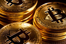 Free photo of three stacks of shiny Bitcoins